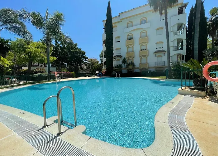 Hacienda De Nagueles Golden Mile - Eaw Homes アパート