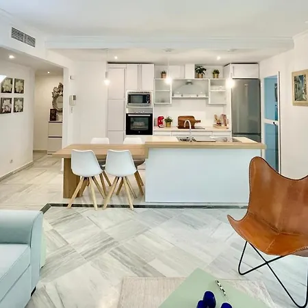 Hacienda De Nagueles Golden Mile - Eaw Homes 马尔韦利亚
